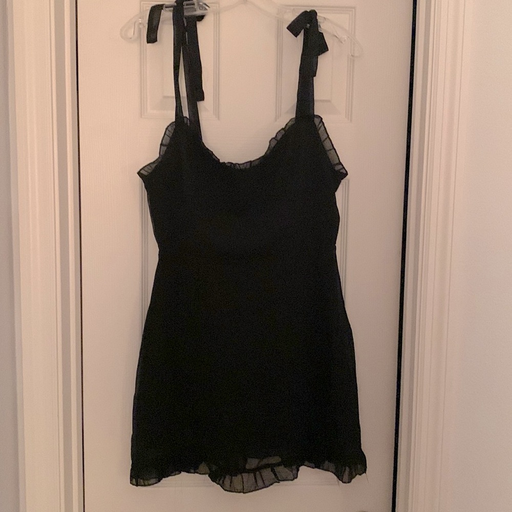 NWT Look Sky chiffon style dress. Size M